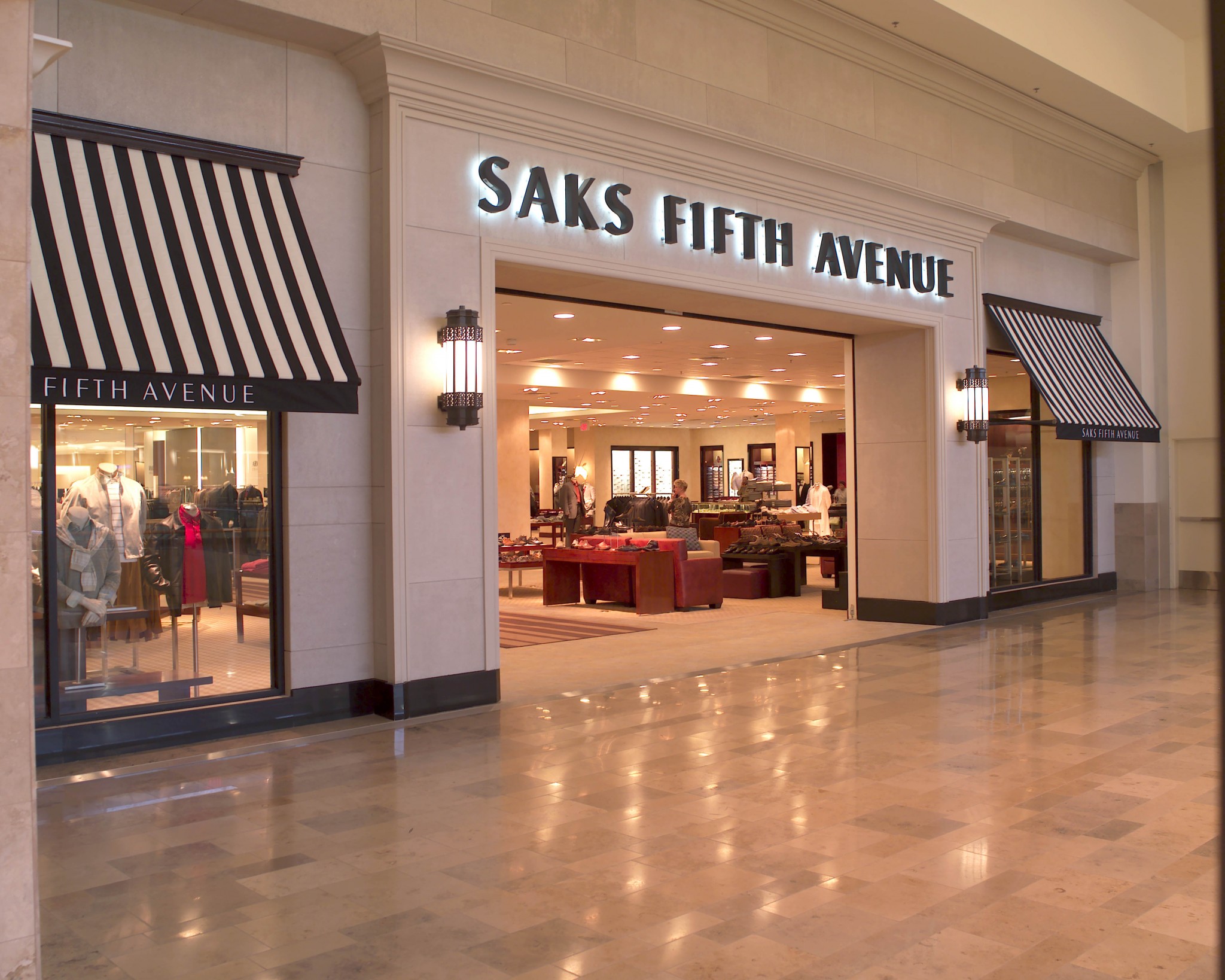 Saks Fifth Avenue Return Policy Is Saks Return Policy Effective? Bare Foots World